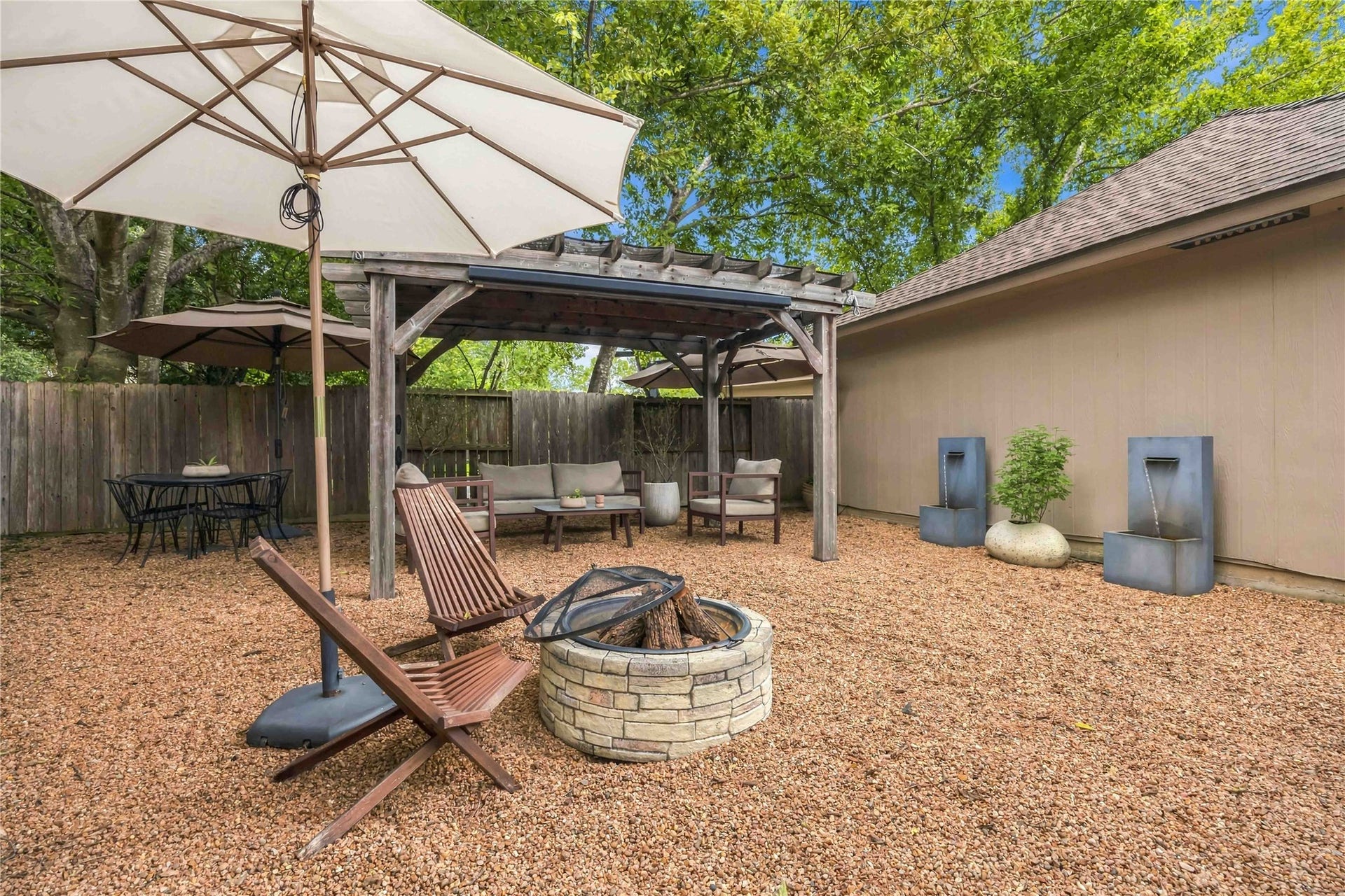 3502 Miraglen Drive, Pearland, TX 77584 3502 Miraglen Drive, Pearland, TX 77584
