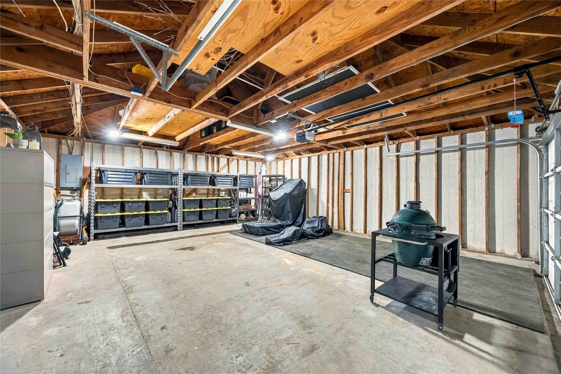 3502 Miraglen Drive, Pearland, TX 77584 3502 Miraglen Drive, Pearland, TX 77584