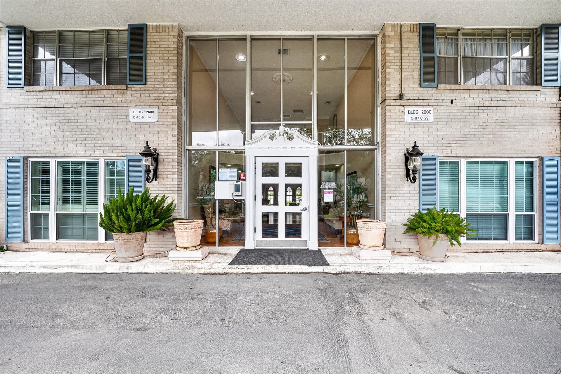 2600 Bellefontaine St Apt D24,, Houston, TX 77025 2600 Bellefontaine St Apt D24,, Houston, TX 77025