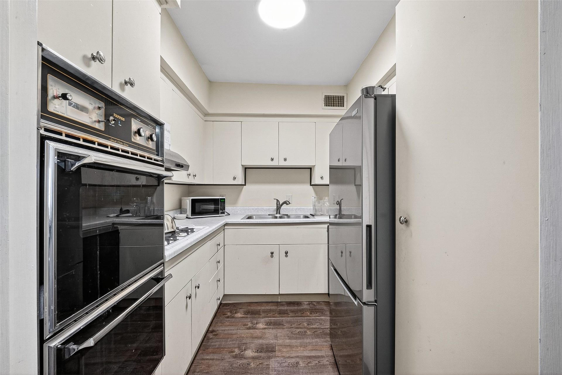 2600 Bellefontaine St Apt D24,, Houston, TX 77025 2600 Bellefontaine St Apt D24,, Houston, TX 77025