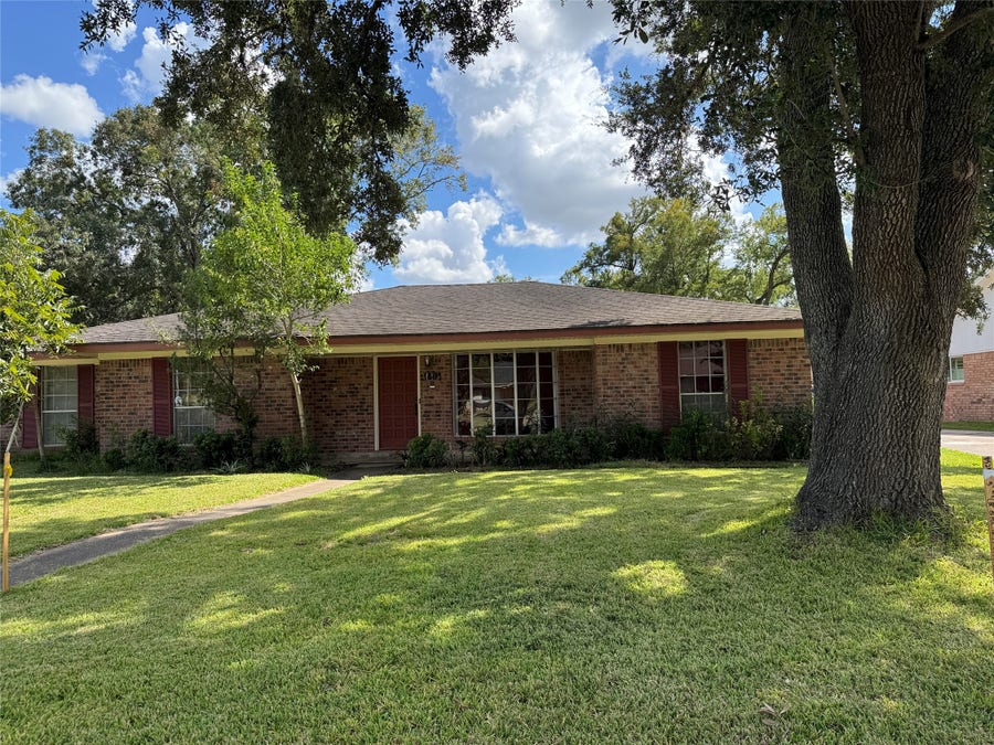 Property photo for 1801 Mulberry Drive, Richmond, TX