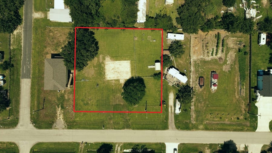 Property photo for 1036 9th Street, San Leon, TX