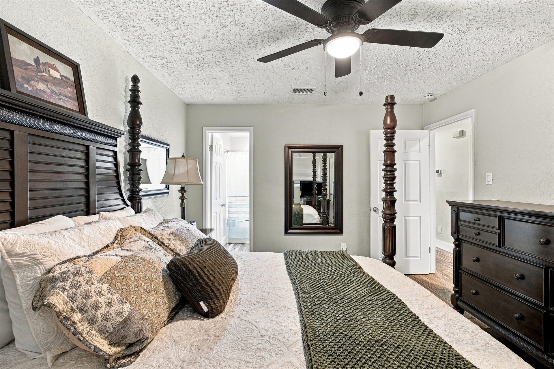 22611 Carter Moir Lane, Katy, TX 77449 Another view of the primary bedroom showing the spacious layout and direct access to the en-suite bath.