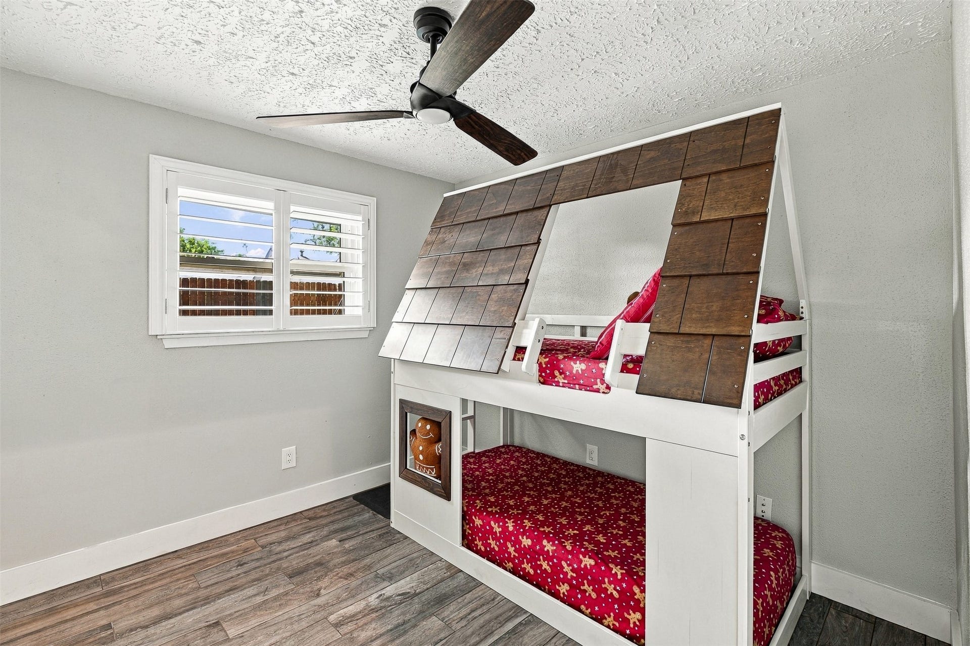 22611 Carter Moir Lane, Katy, TX 77449 Additional secondary bedroom featuring updated flooring, ceiling fan, and neutral finishes ready to make your own.