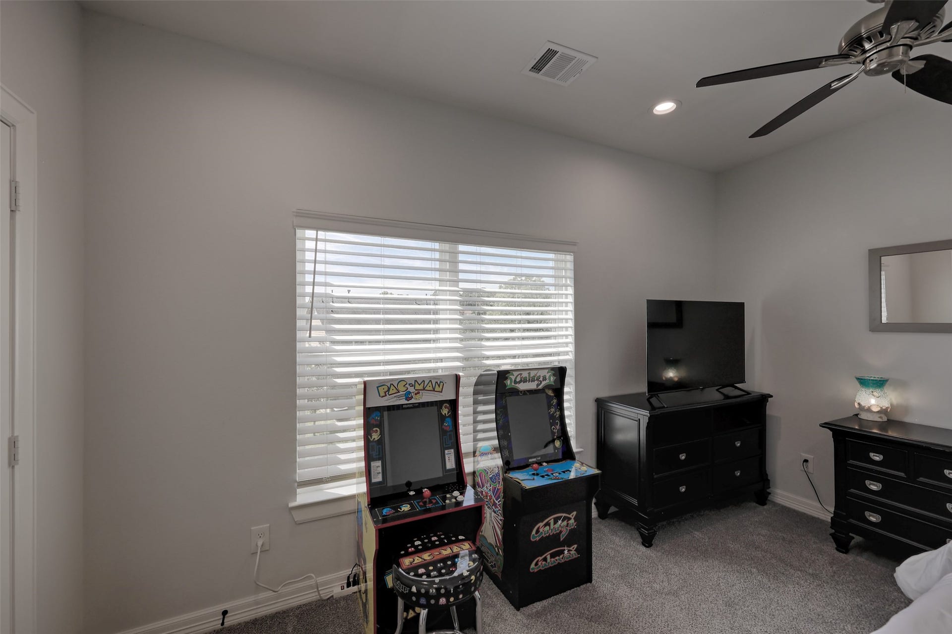 132 Capetown Circle, Montgomery, TX 77356 132 Capetown Circle, Montgomery, TX 77356