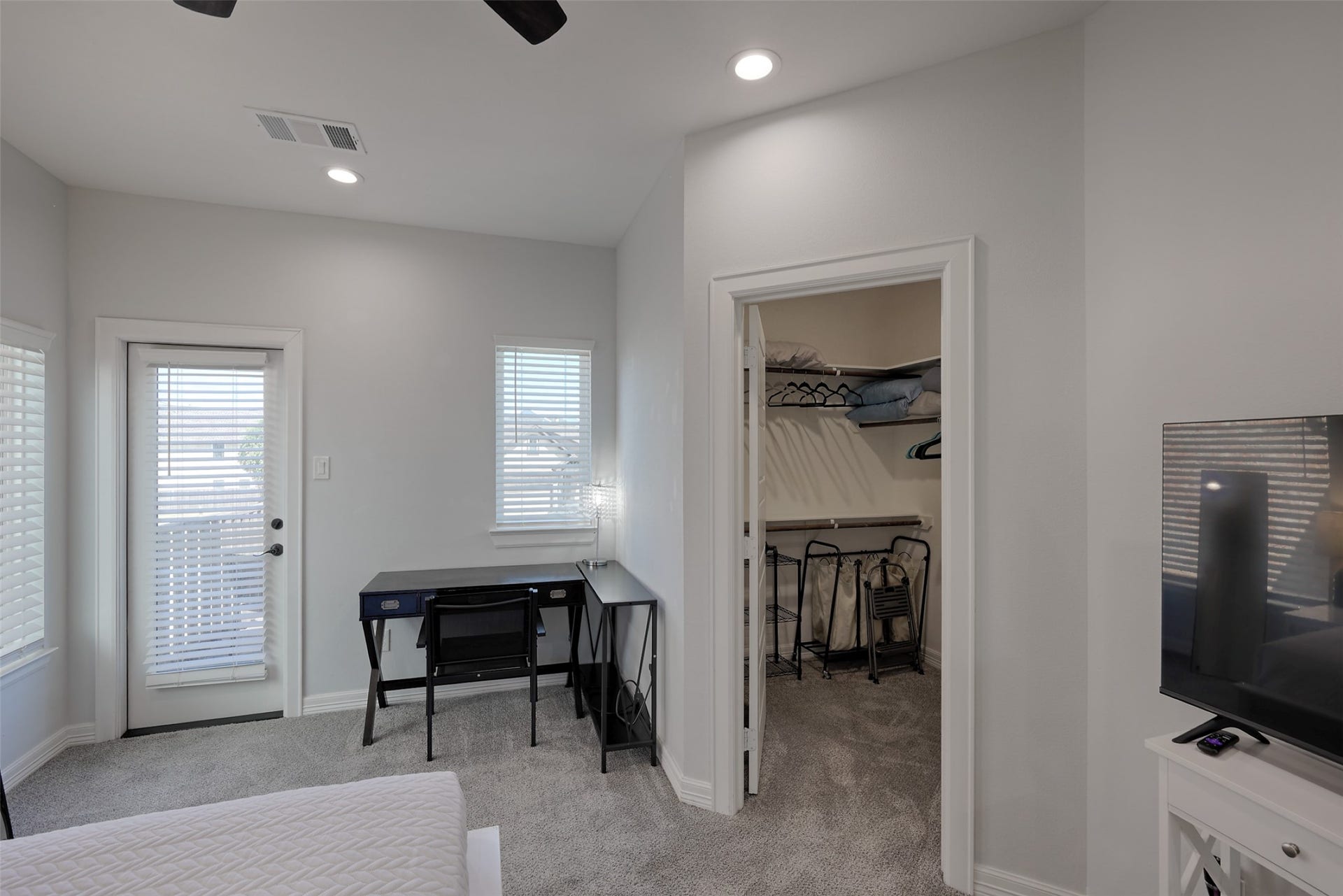 132 Capetown Circle, Montgomery, TX 77356 132 Capetown Circle, Montgomery, TX 77356