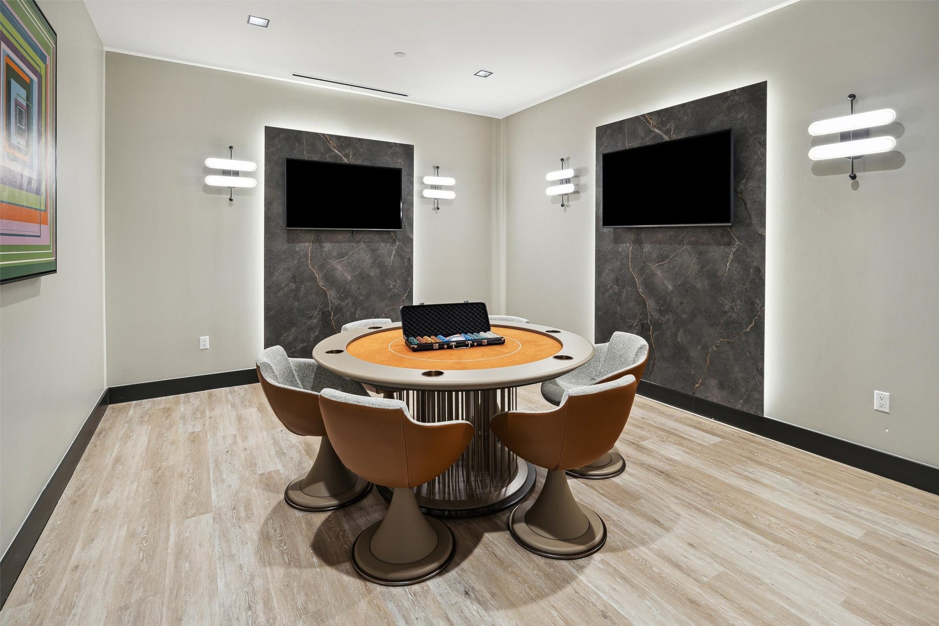 1711 Allen Parkway, #2102, Houston, TX 77019 Residence card room.