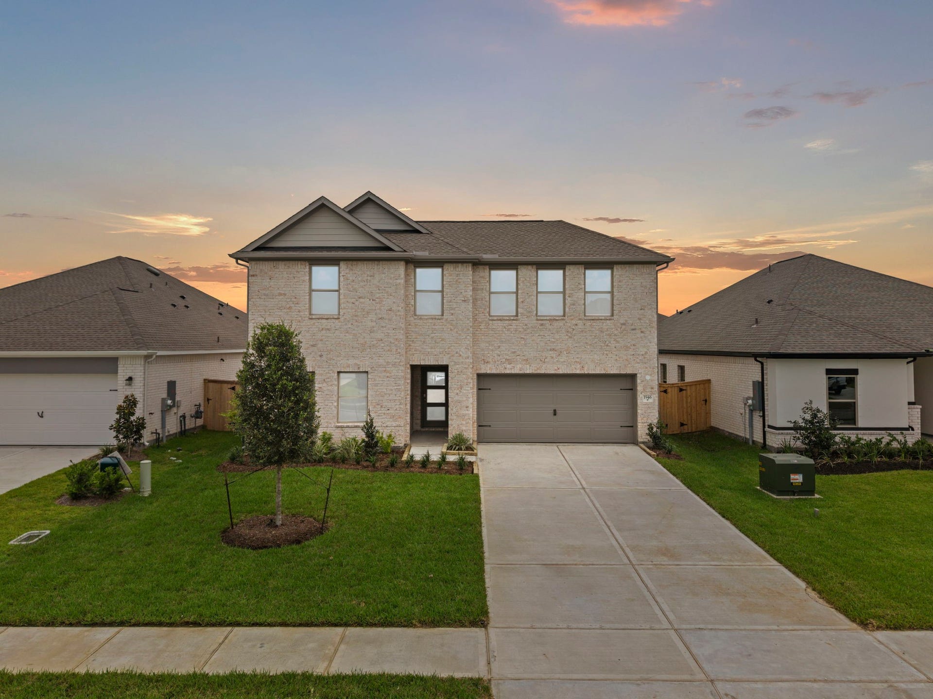 1946 Stargazer Lane, Angleton, TX 77515 1946 Stargazer Lane, Angleton, TX 77515