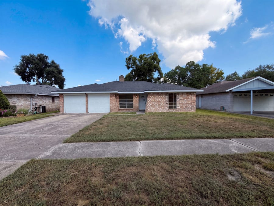 Property photo for 1913 Atlanta Street, Deer Park, TX