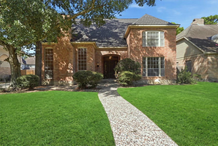 Property photo for 16631 Wimbledon Forest Drive, Spring, TX
