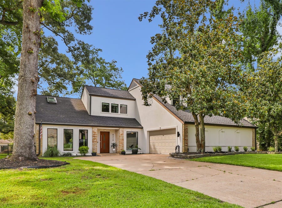 Property photo for 8210 Magnolia Glen Drive, Humble, TX