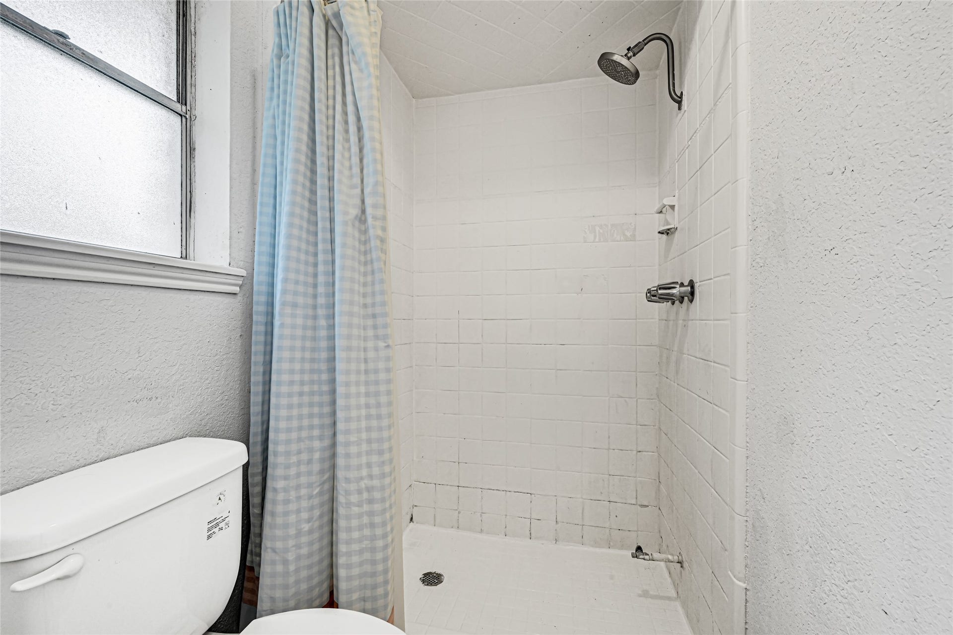 25410 Fairbrook Lane, Spring, TX 77373 Primary shower