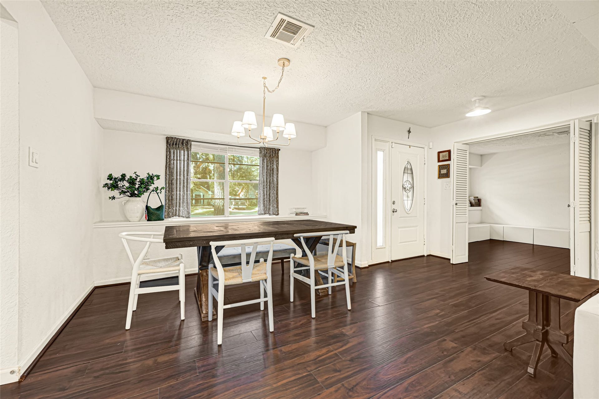 25410 Fairbrook Lane, Spring, TX 77373 Formal dining room with beautiful chandelier