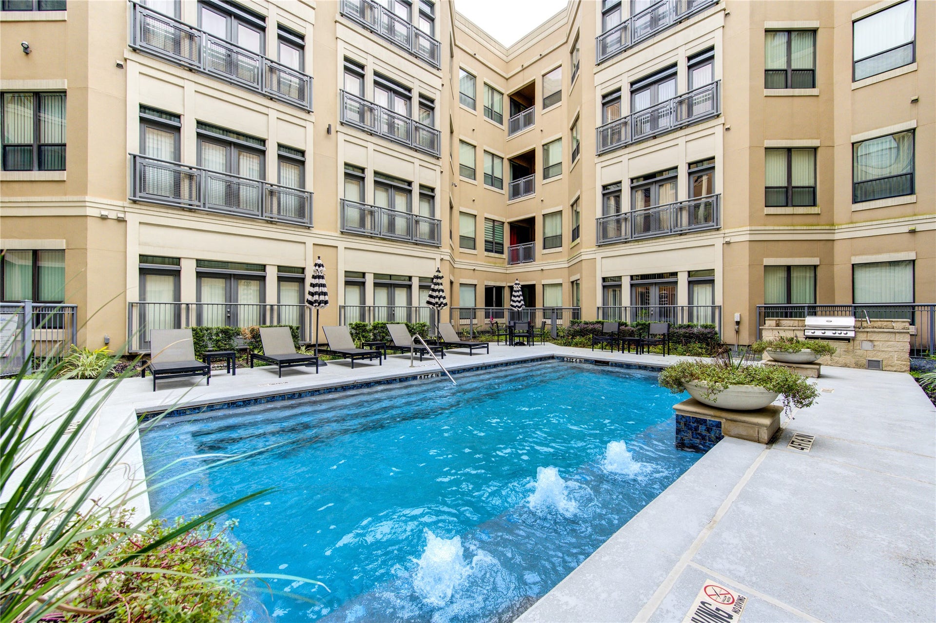 1901 Post Oak Boulevard, #2607, Houston, TX 77056 1901 Post Oak Boulevard, #2607, Houston, TX 77056