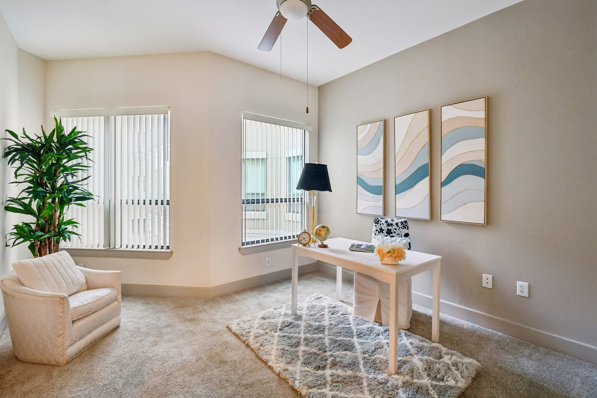 1901 Post Oak Boulevard, #2607, Houston, TX 77056 Second bedroom- shown here as a office - does include closet- could be a full bedroom