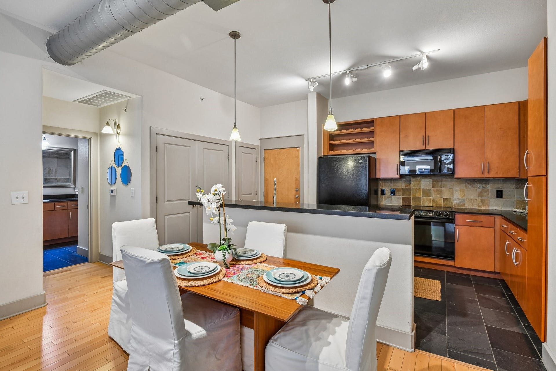 1901 Post Oak Boulevard, #2607, Houston, TX 77056 1901 Post Oak Boulevard, #2607, Houston, TX 77056