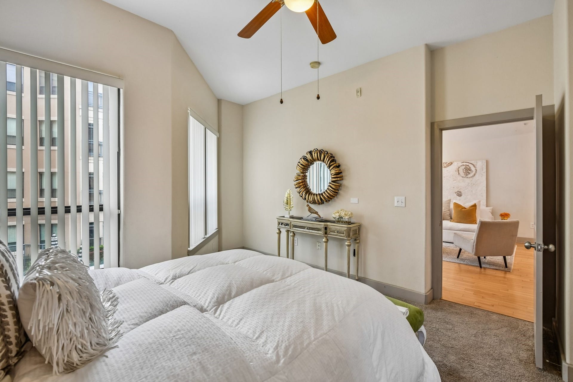 1901 Post Oak Boulevard, #2607, Houston, TX 77056 1901 Post Oak Boulevard, #2607, Houston, TX 77056