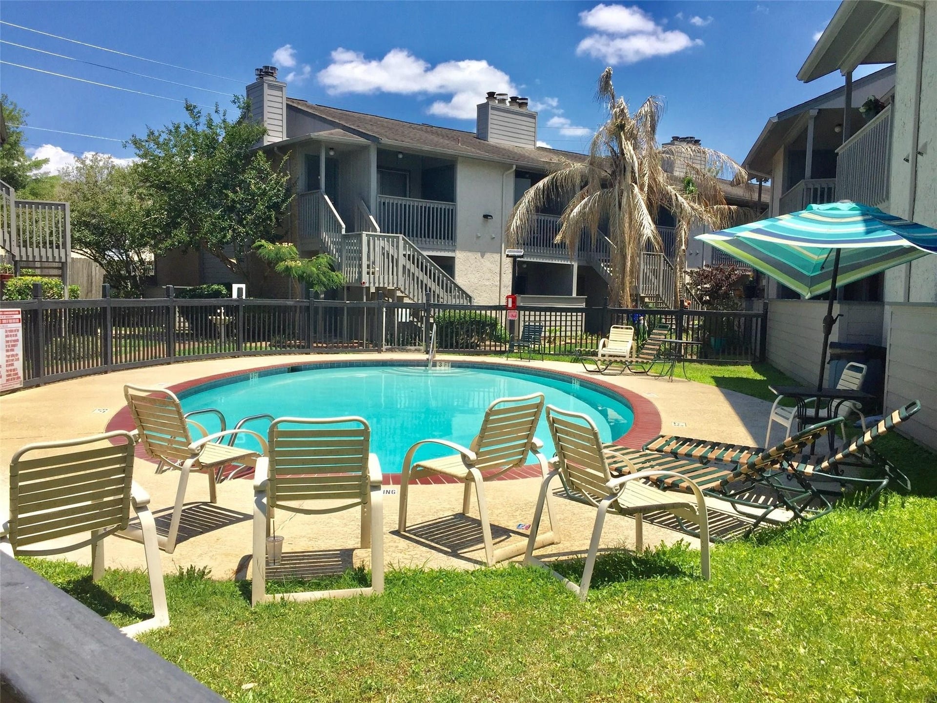 260 El Dorado Boulevard, #808, Houston, TX 77598 Another pool in the complex.