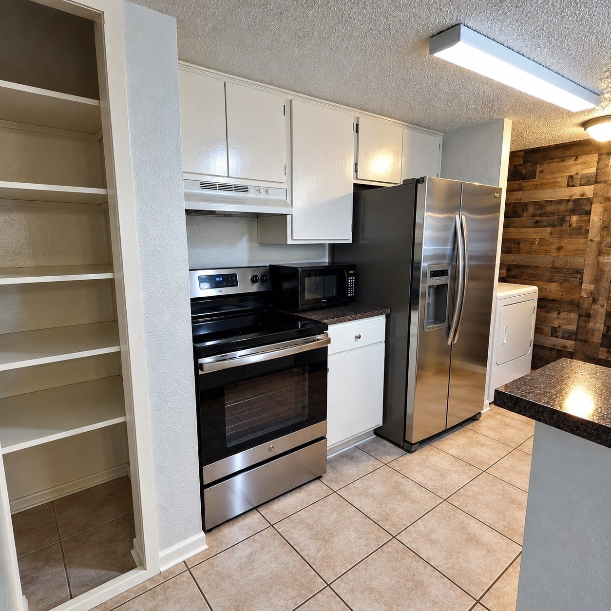 260 El Dorado Boulevard, #808, Houston, TX 77598 Look at the amazing stainless steel appliances and storage space.