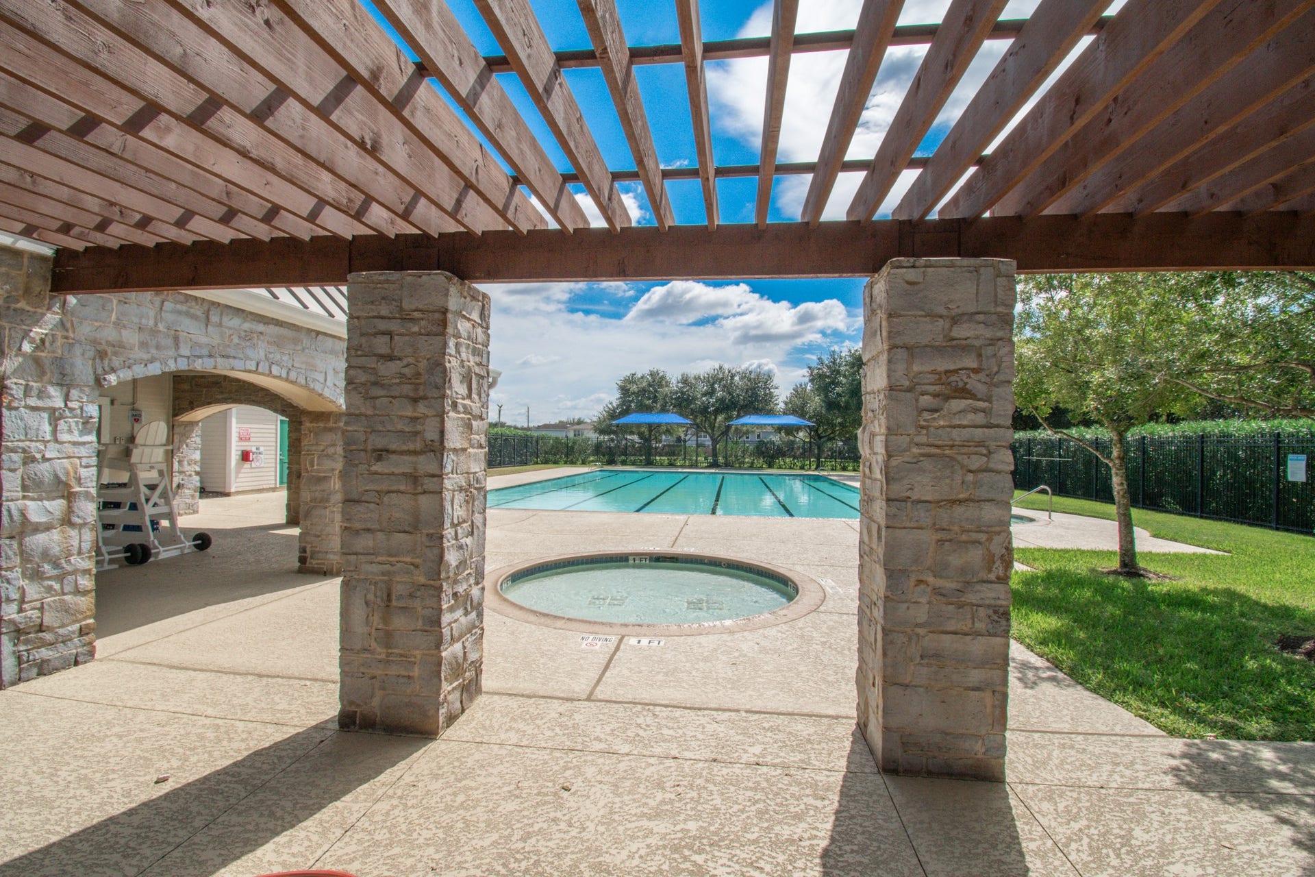 19547 Fletcher Way Drive, Houston, TX 77073 Baby Pool and Lap Pool.