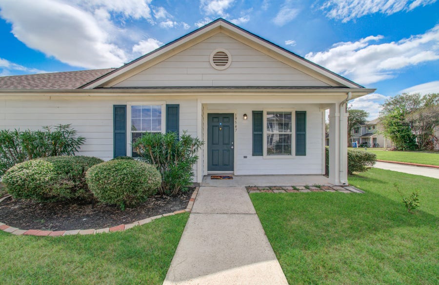 Property photo for 19547 Fletcher Way Drive, Houston, TX
