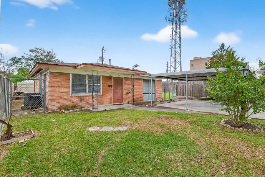 Property photo for 3428 Bradford Street, Houston, TX