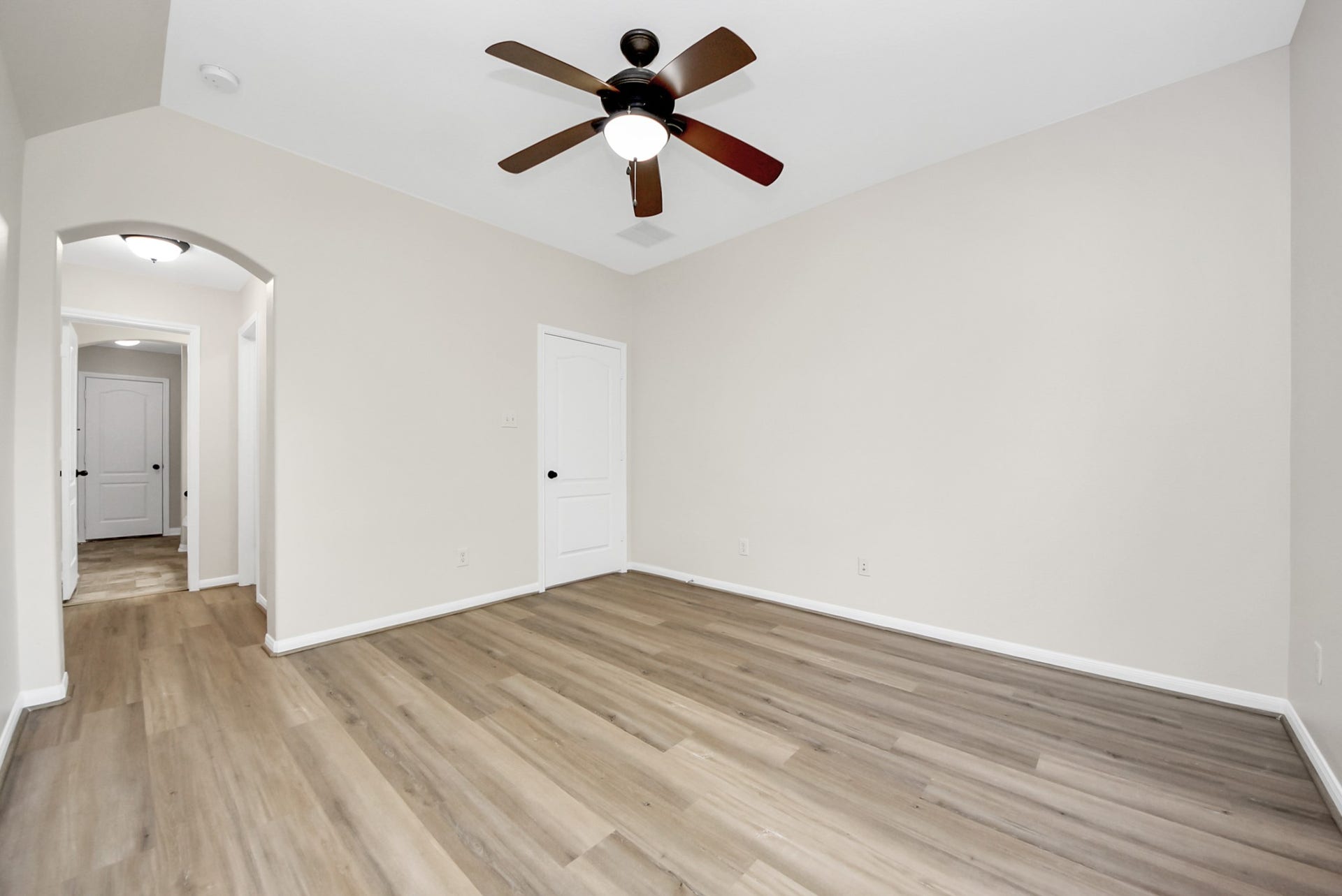 9815 Patricia Haven Lane, Humble, TX 77396 bedroom #2 with an ensuite bathroom
