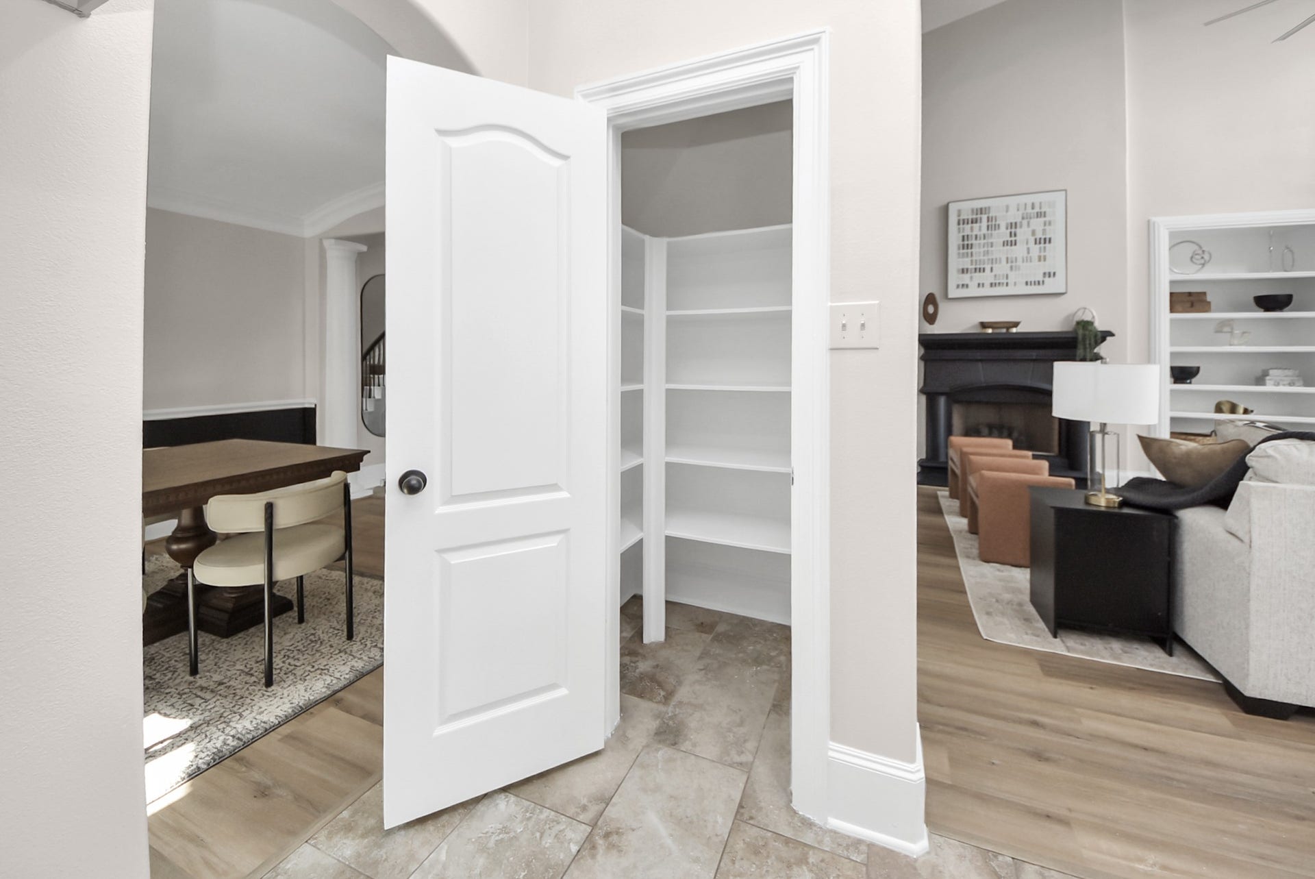 9815 Patricia Haven Lane, Humble, TX 77396 walk-in pantry