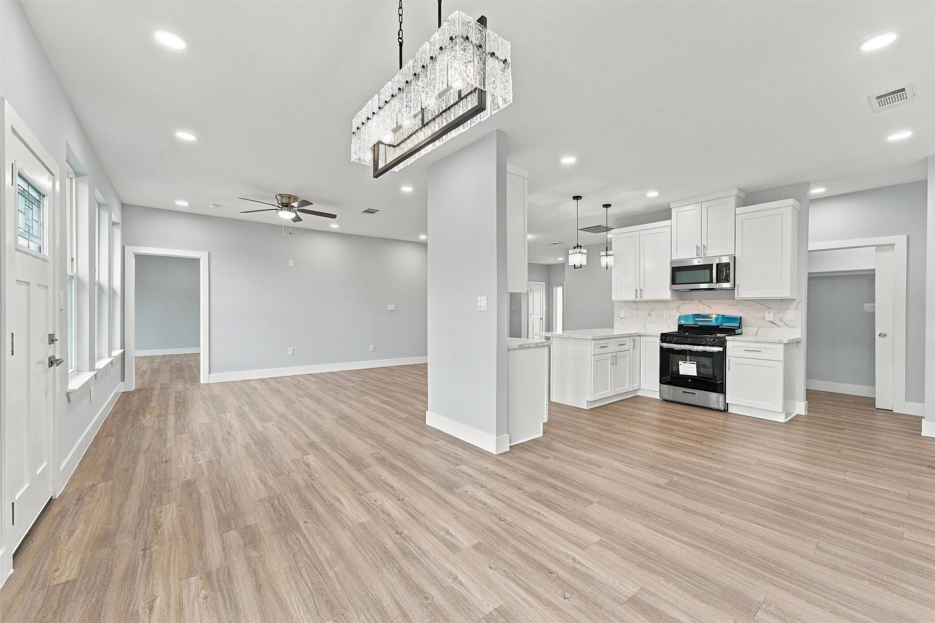 3027 Friar Point Road, Houston, TX 77051