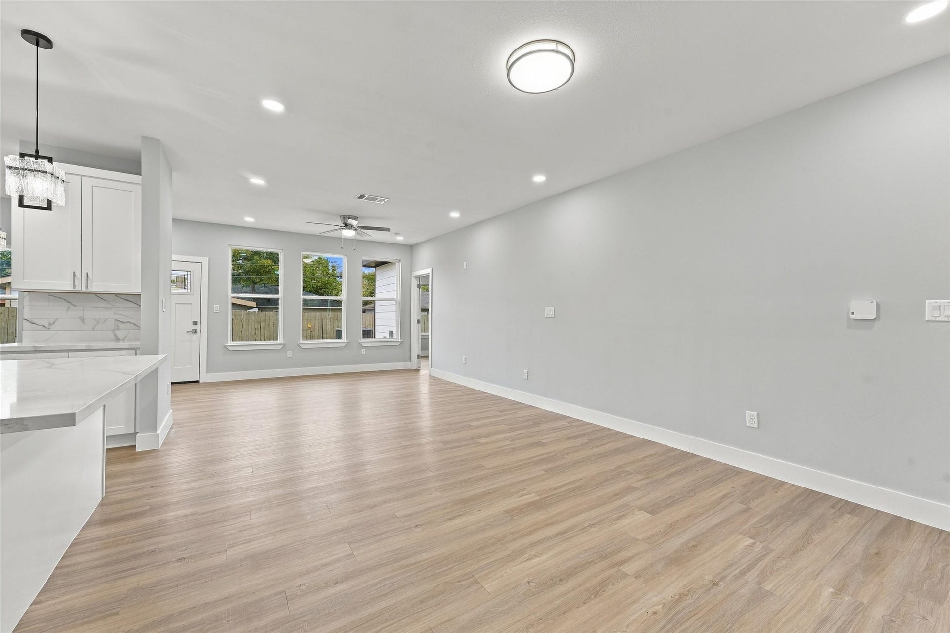 3027 Friar Point Road, Houston, TX 77051