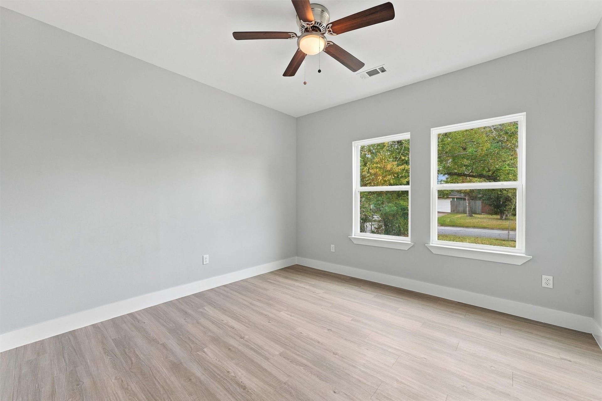 3027 Friar Point Road, Houston, TX 77051