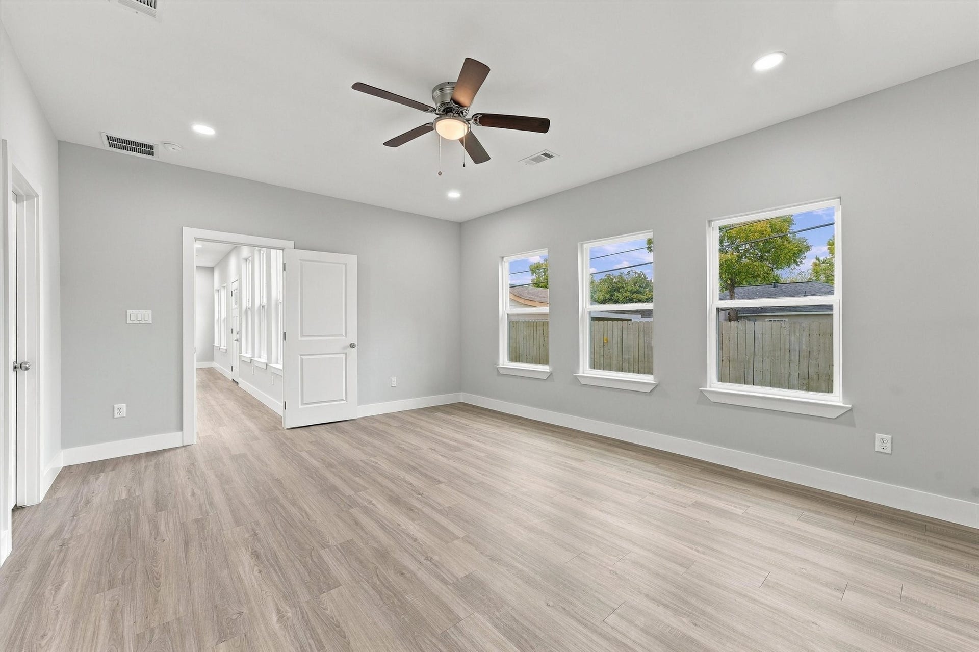 3027 Friar Point Road, Houston, TX 77051