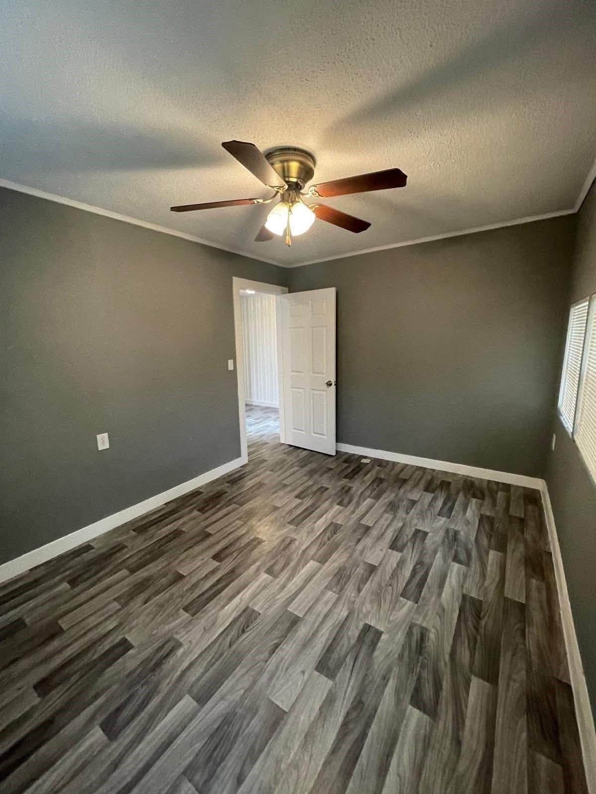 307 Prairie Street, Highlands, TX 77562