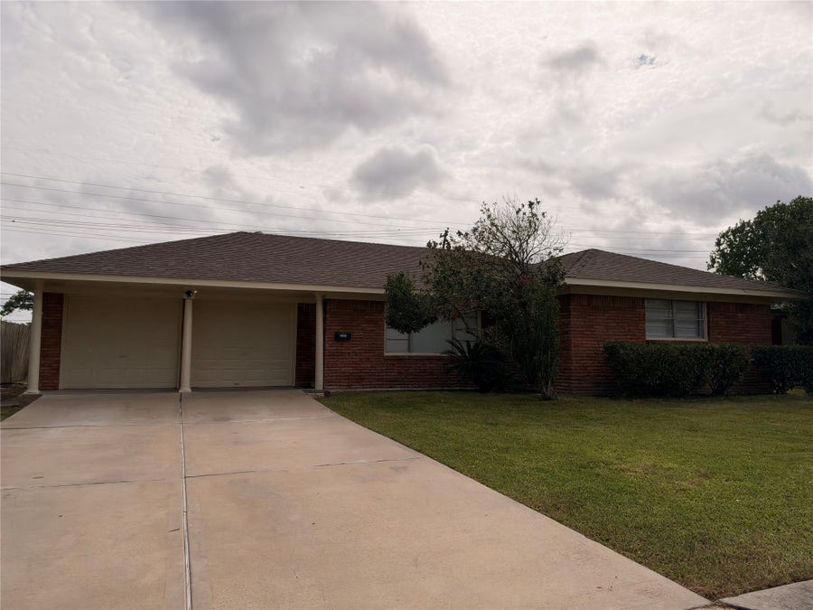 Property photo for 2101 John Street, Pasadena, TX