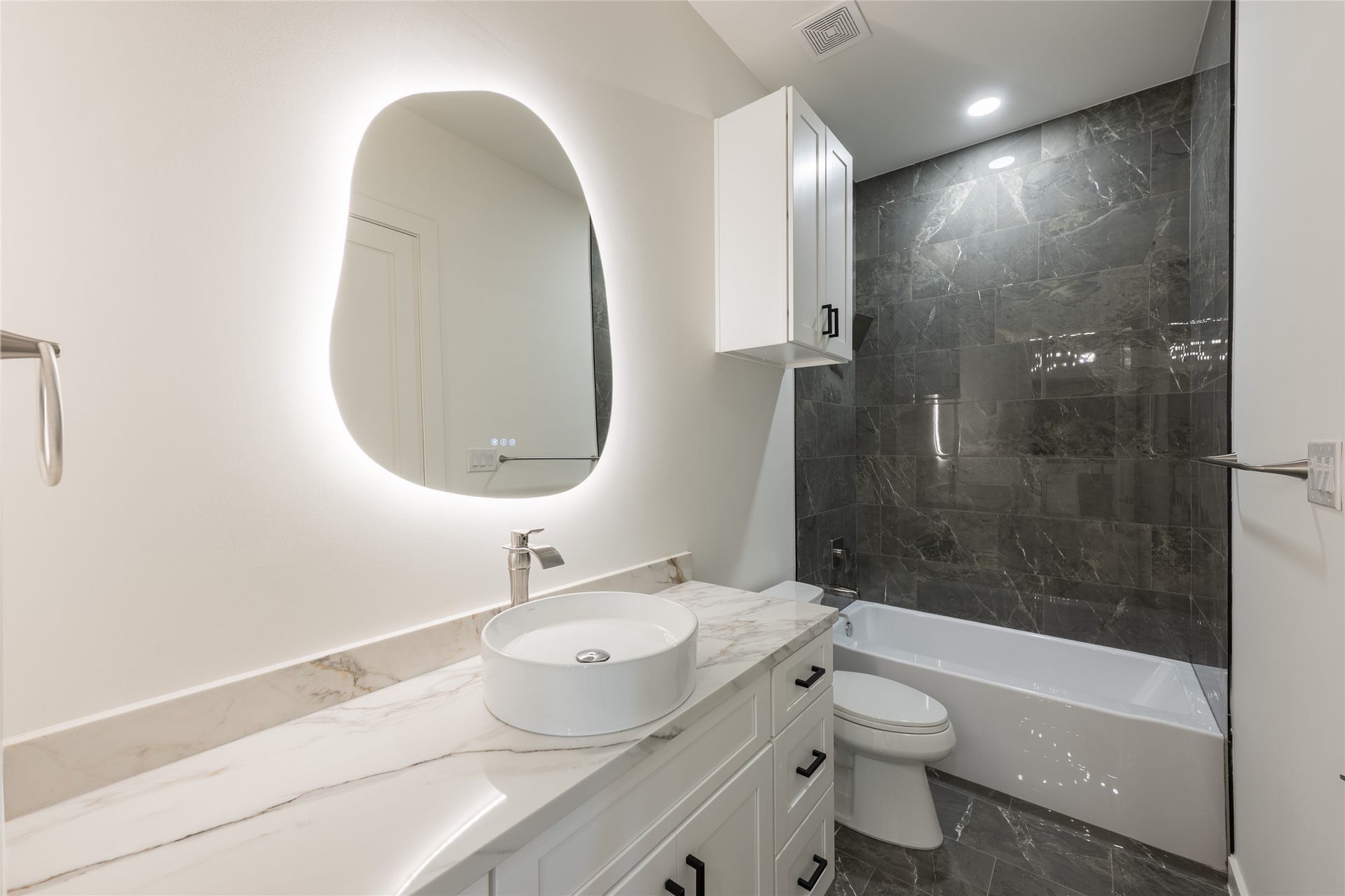 3607 Dumbarton Street, Houston, TX 77025