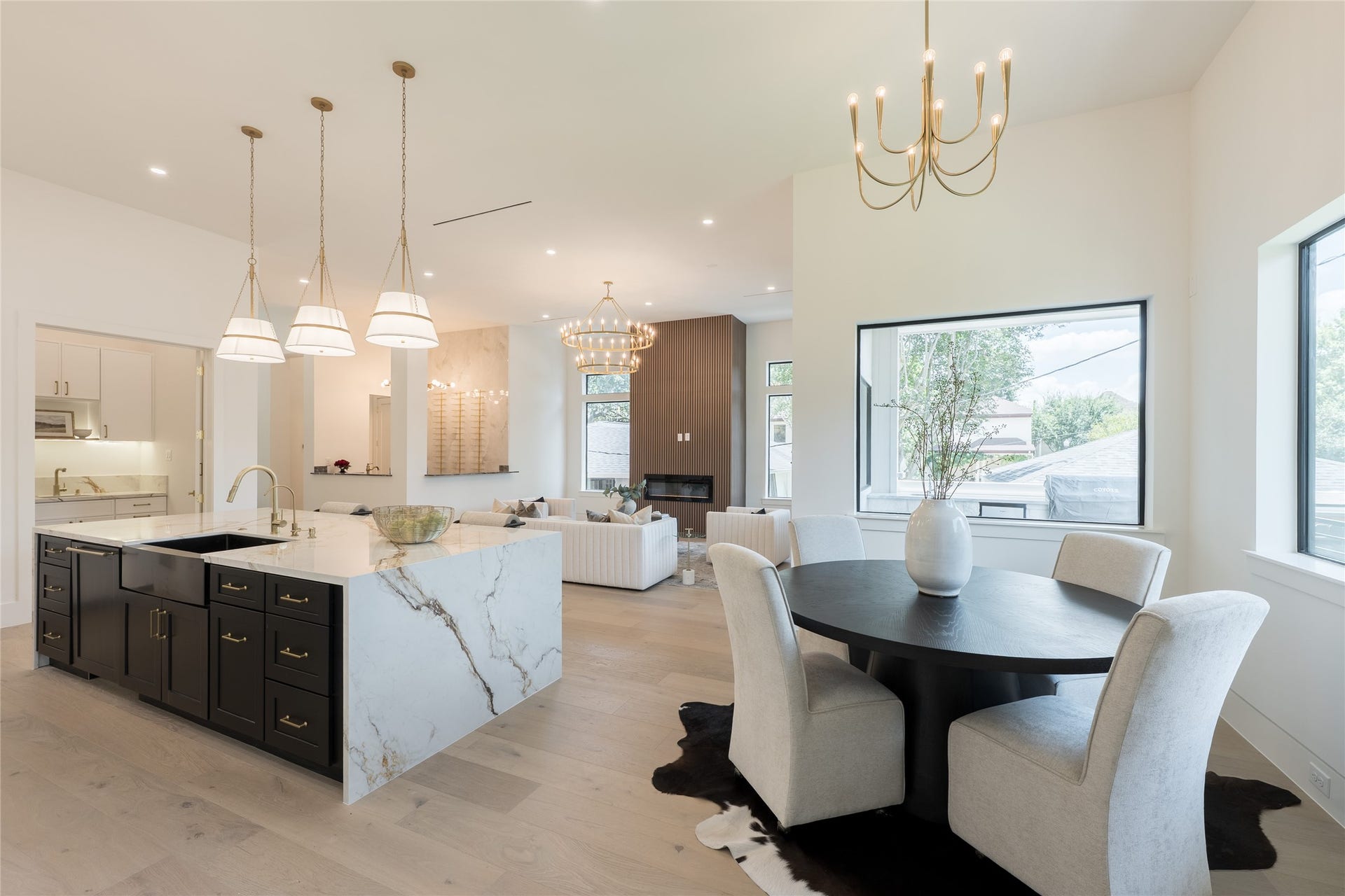3607 Dumbarton Street, Houston, TX 77025