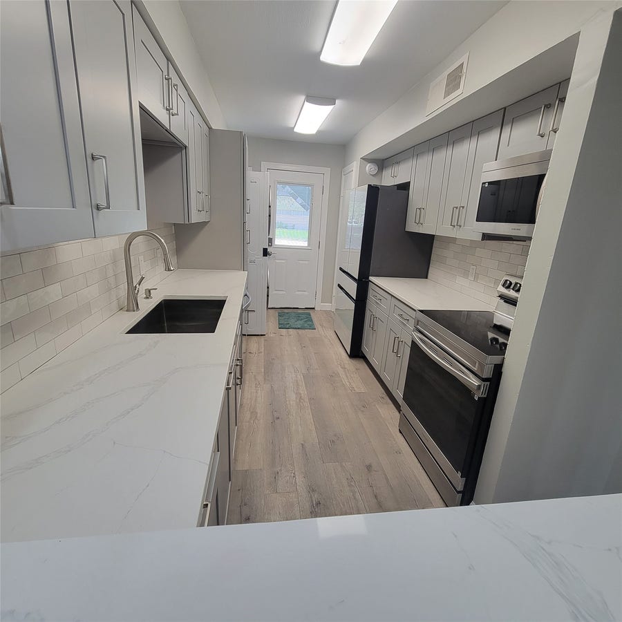 Property photo for 5210 Arboles Drive, #B1, Houston, TX