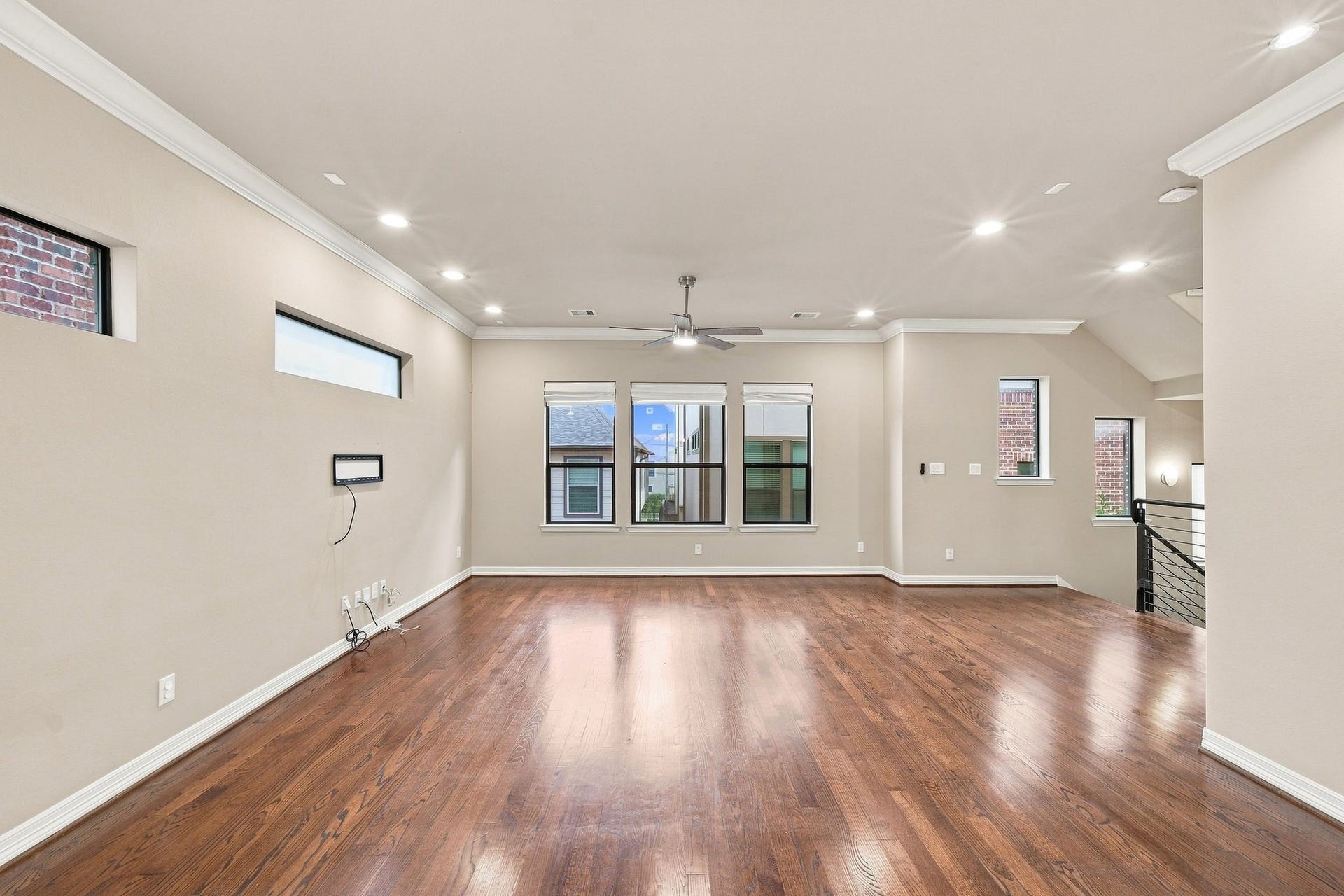 2422 Langston Street, Houston, TX 77007 2422 Langston Street, Houston, TX 77007