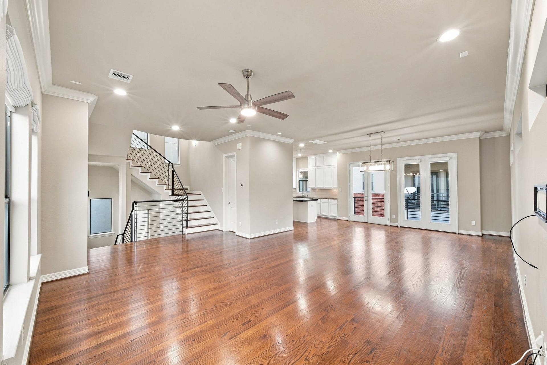 2422 Langston Street, Houston, TX 77007 2422 Langston Street, Houston, TX 77007