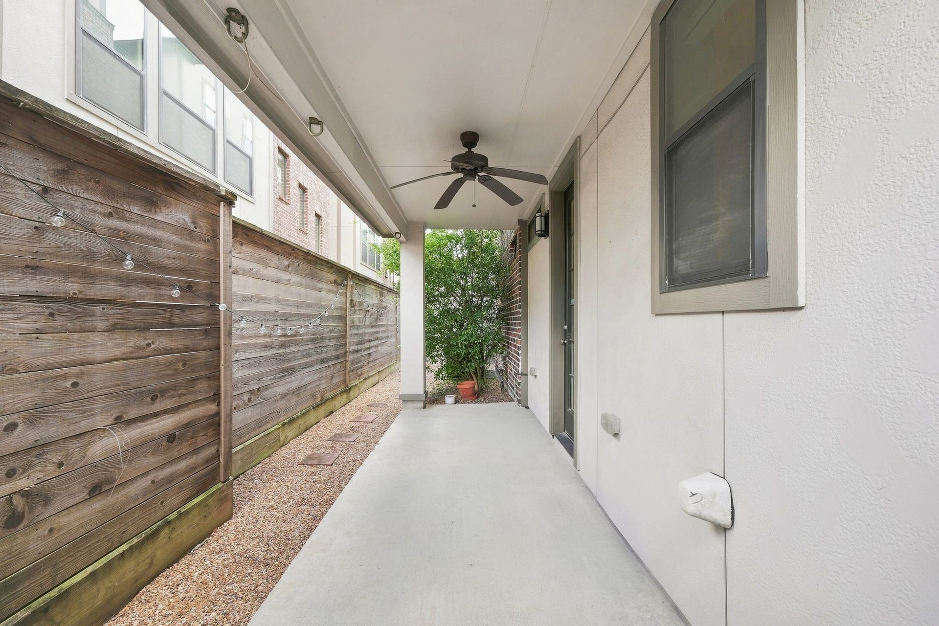 2422 Langston Street, Houston, TX 77007 2422 Langston Street, Houston, TX 77007