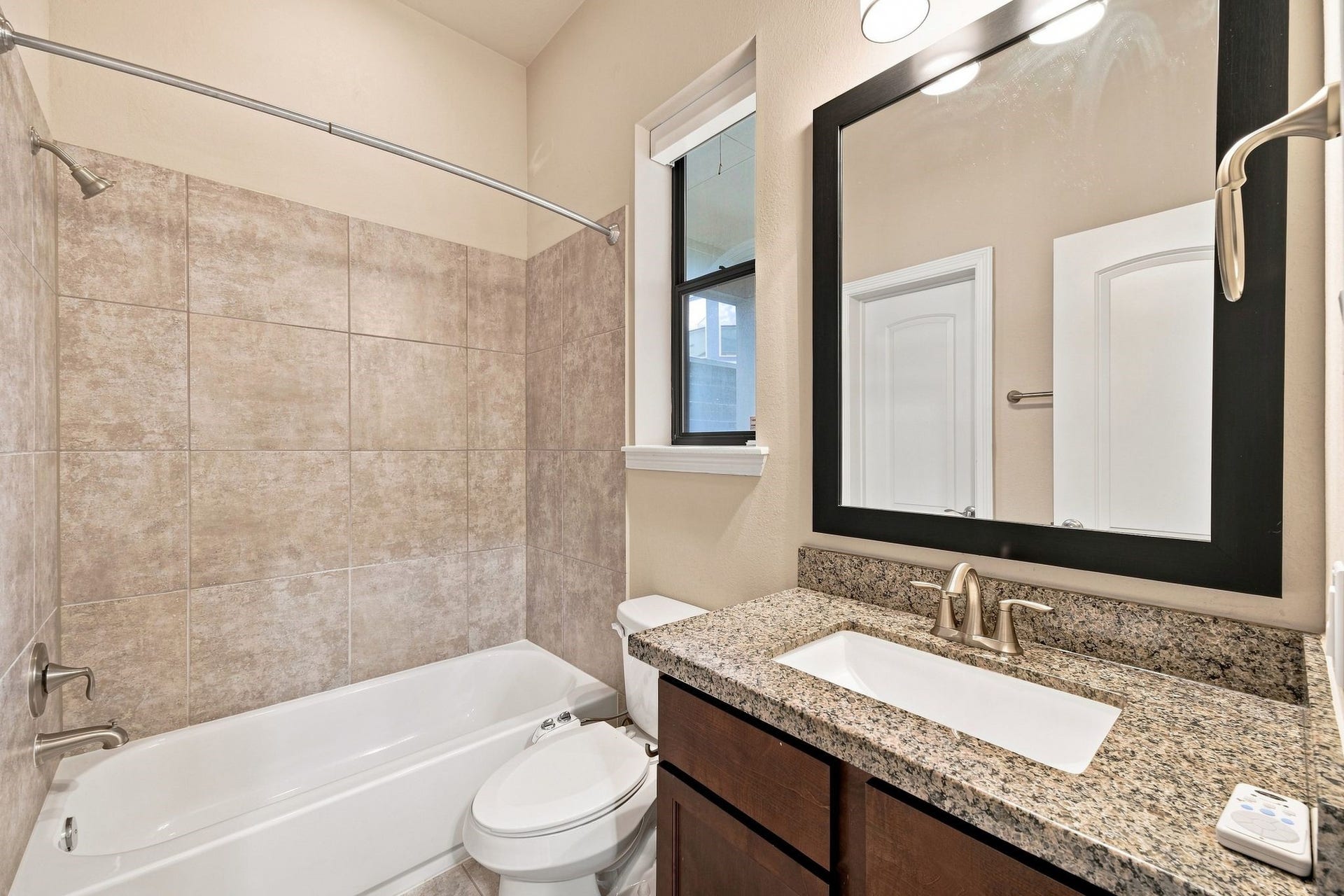2422 Langston Street, Houston, TX 77007 2422 Langston Street, Houston, TX 77007