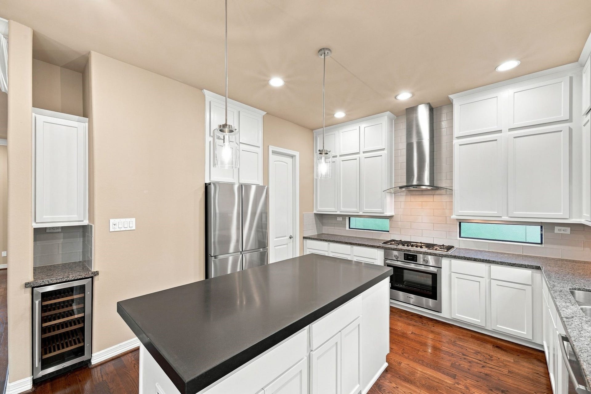 2422 Langston Street, Houston, TX 77007 2422 Langston Street, Houston, TX 77007