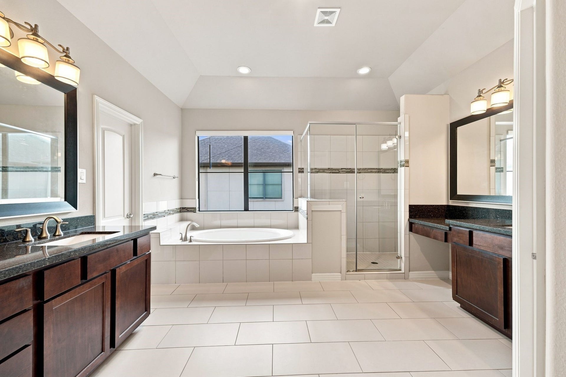 2422 Langston Street, Houston, TX 77007 2422 Langston Street, Houston, TX 77007