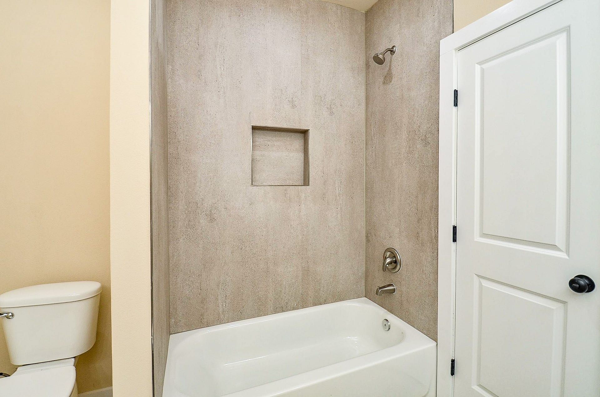 2662 Williams Grant Street, Sugar Land, TX 77479 2662 Williams Grant Street, Sugar Land, TX 77479