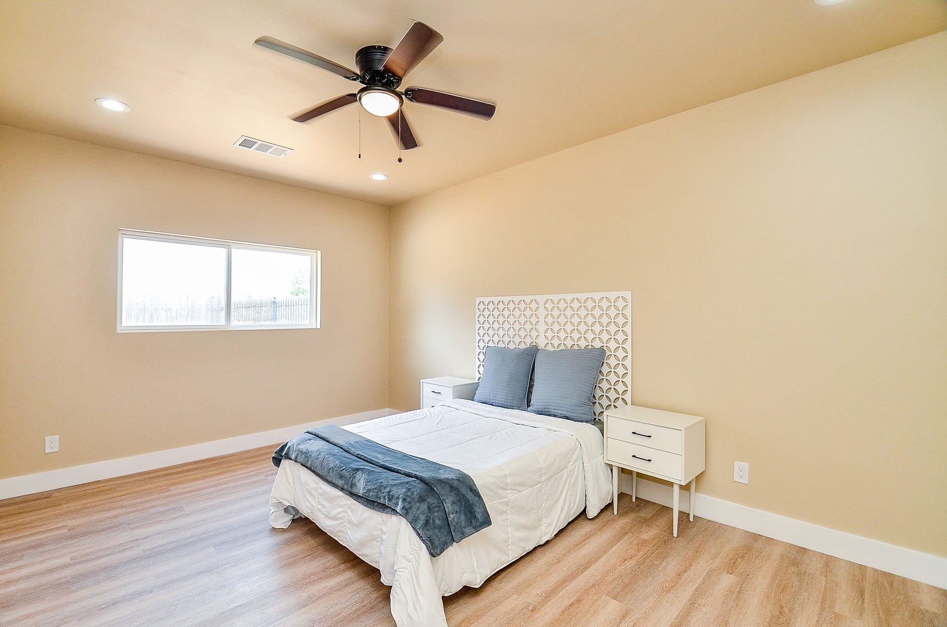 2662 Williams Grant Street, Sugar Land, TX 77479 2662 Williams Grant Street, Sugar Land, TX 77479