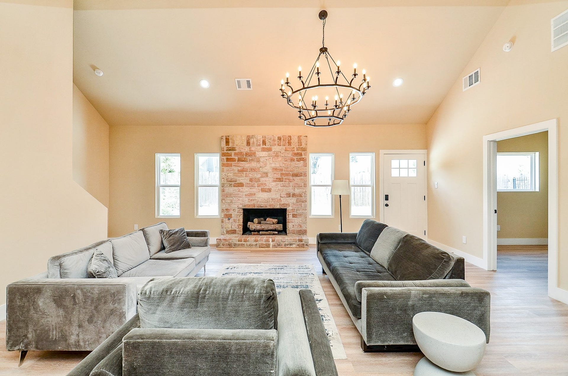 2662 Williams Grant Street, Sugar Land, TX 77479 2662 Williams Grant Street, Sugar Land, TX 77479