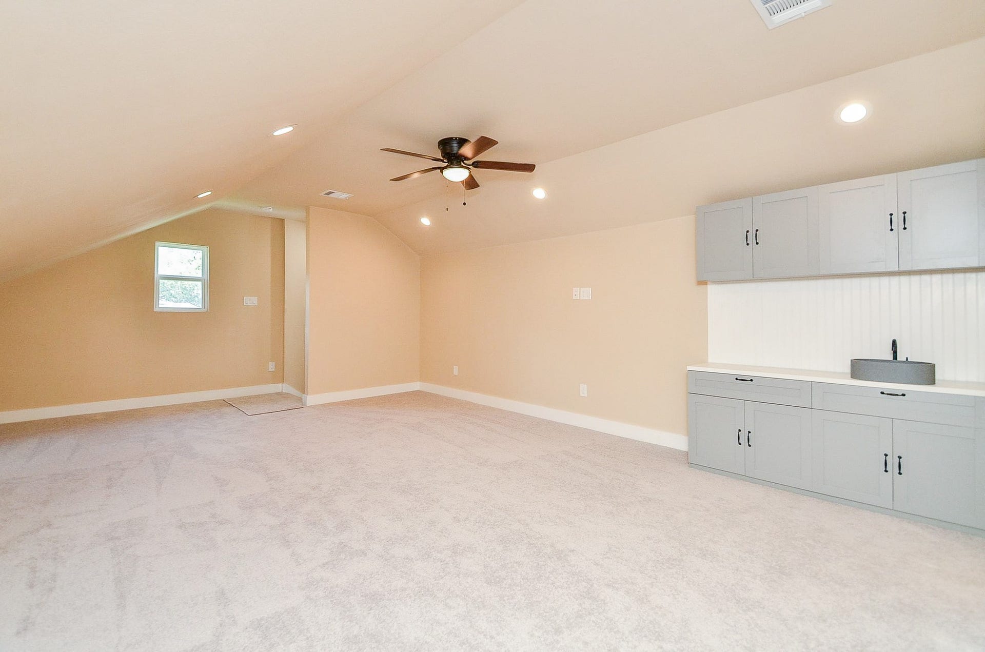 2662 Williams Grant Street, Sugar Land, TX 77479 2662 Williams Grant Street, Sugar Land, TX 77479