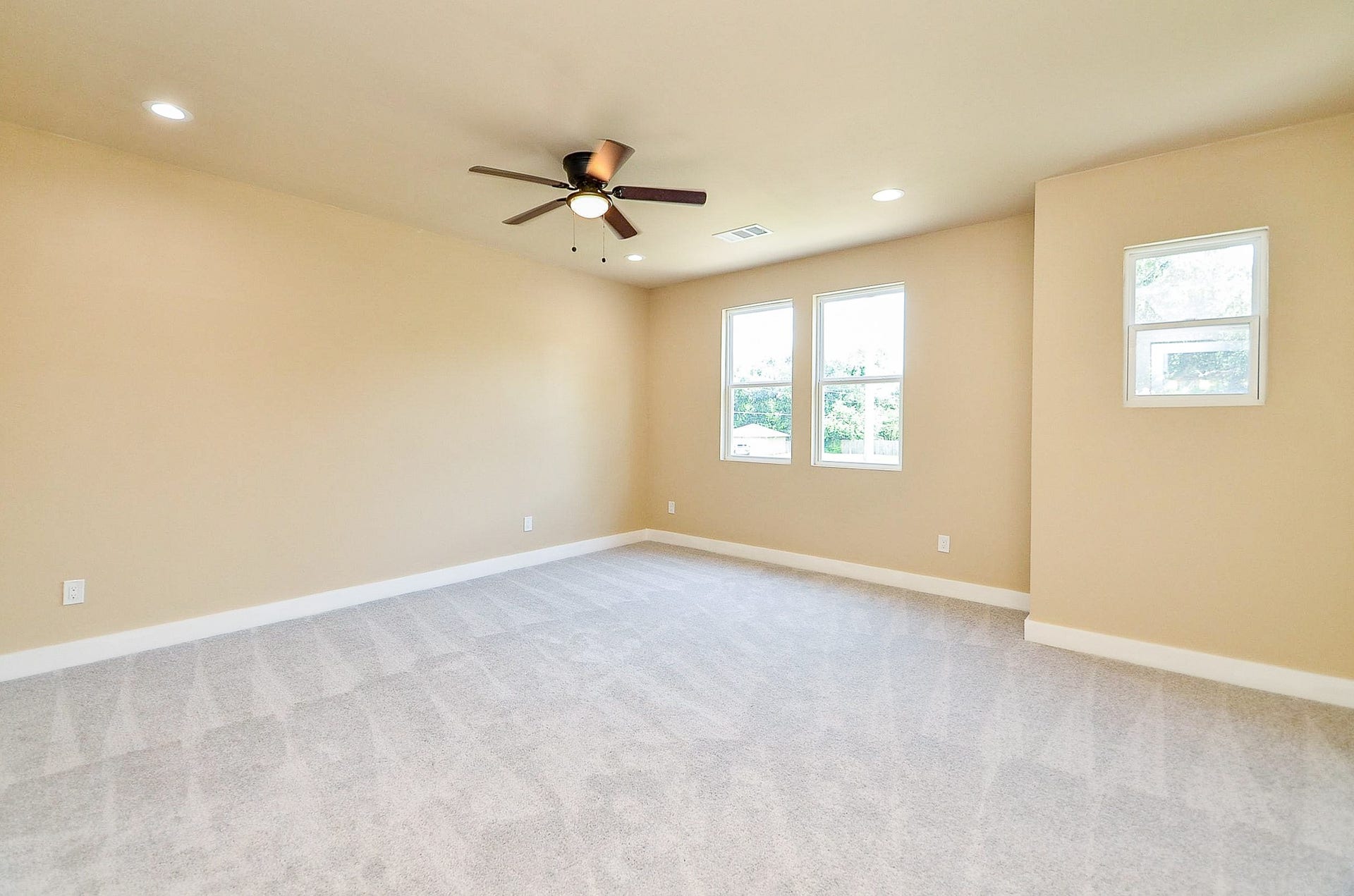 2662 Williams Grant Street, Sugar Land, TX 77479 2662 Williams Grant Street, Sugar Land, TX 77479
