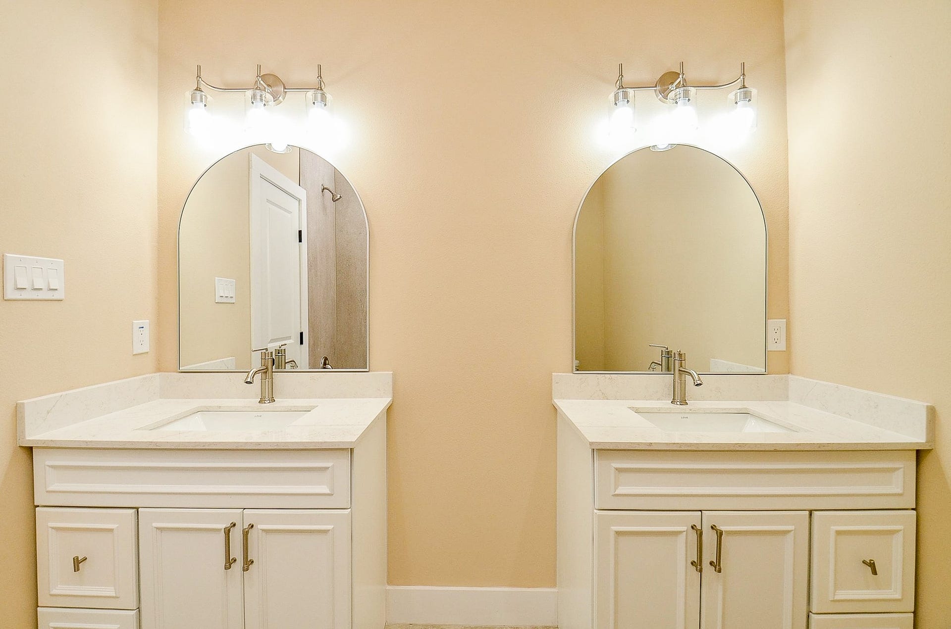 2662 Williams Grant Street, Sugar Land, TX 77479 2662 Williams Grant Street, Sugar Land, TX 77479
