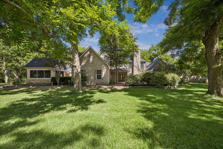 Property photo for 18202 County Road 40 - Lockridge Rd, Rosharon, TX